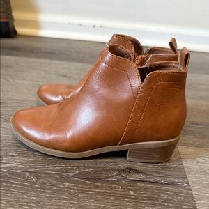 Wonder Nation Tan Ankle Booties